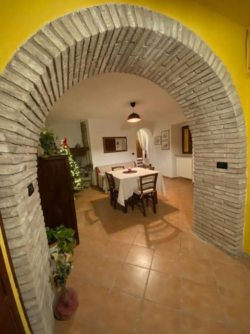 Casa Vacanze Fonte Del Menotre Foligno Exterior foto